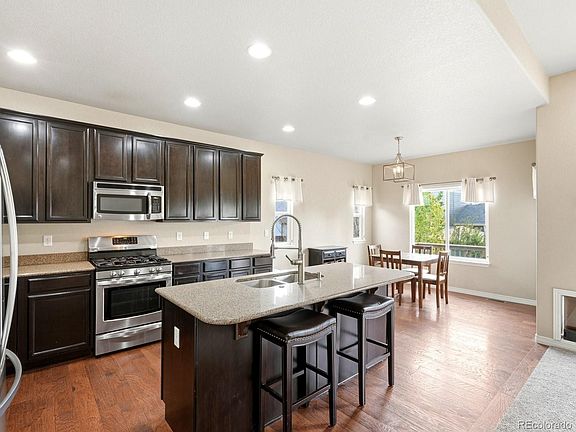 3rd image of 6803 Ponderosa Street