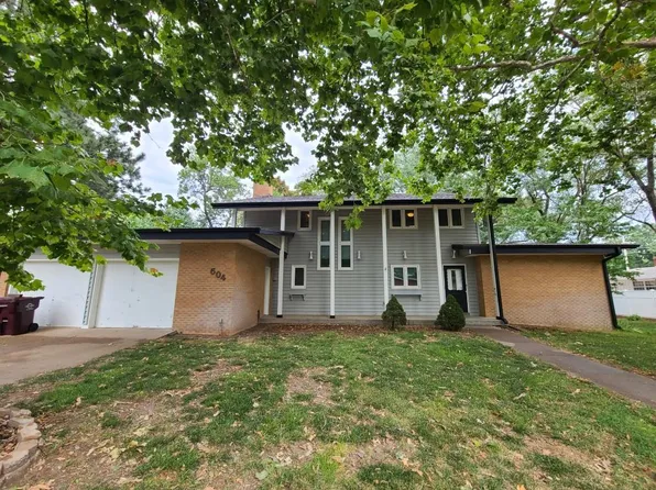 604 N 3rd St, Lindsborg, KS 67456