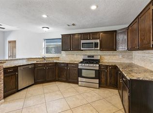 17522 Garnercrest Dr, Houston, TX 77095