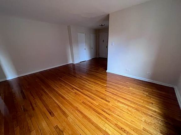 4th image of 139-21 85th Dr #5L