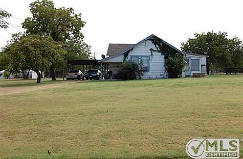 1st image of 810 Southwood Dr