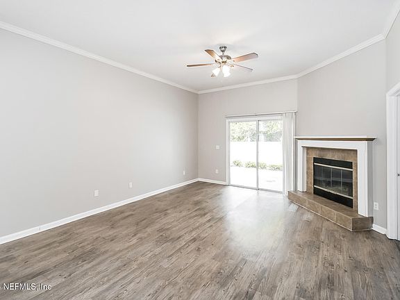 5th image of 6827 MORSE OAKS Drive