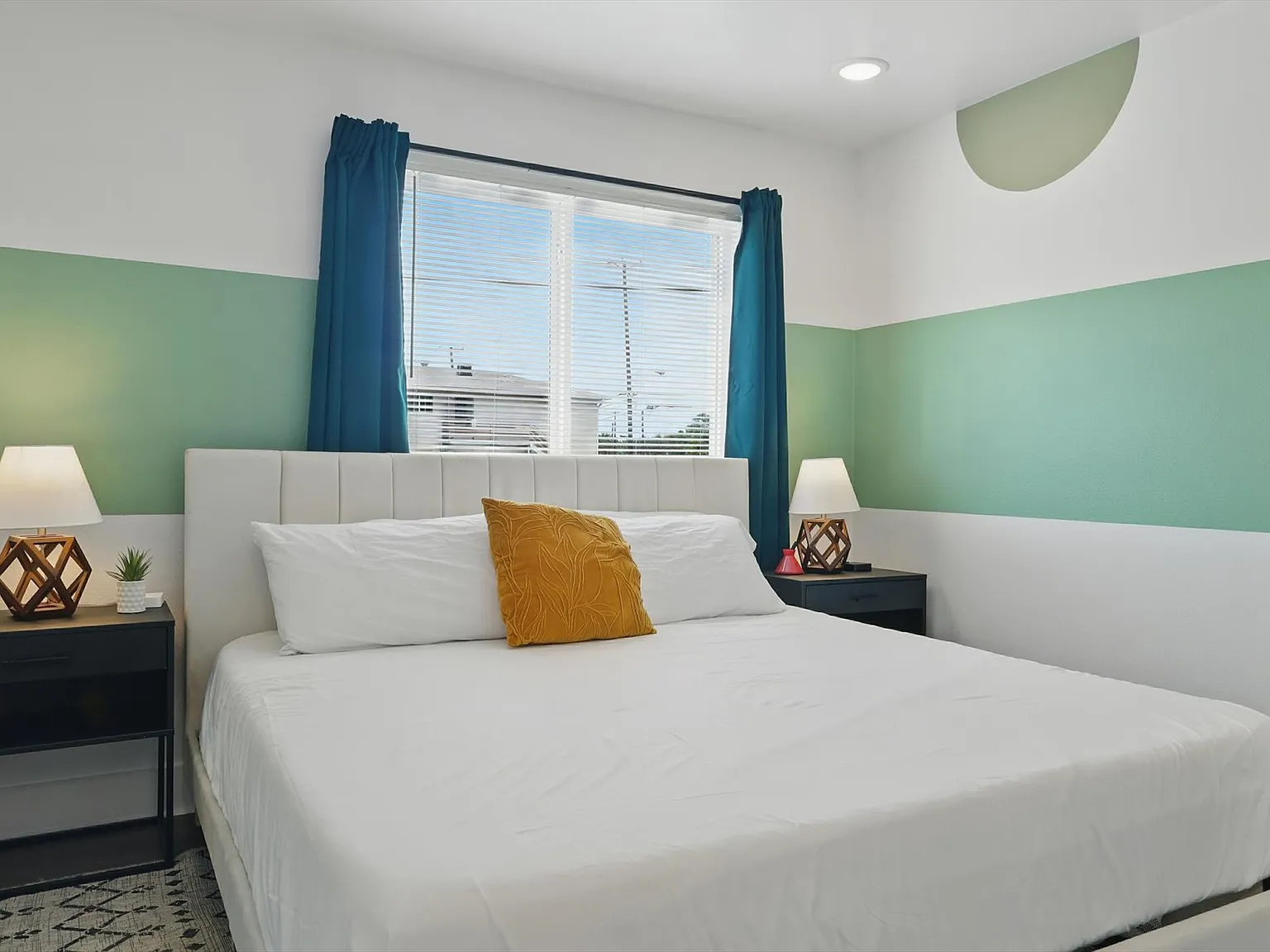 1 bed, 500 sqft, $3,950 — Photo 4