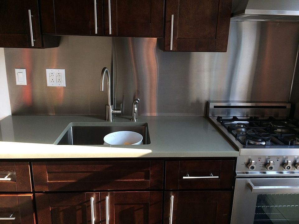2nd image of 2031 49th St #1