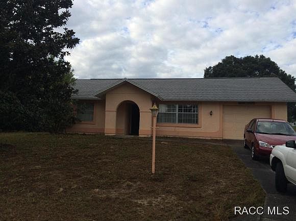 1st image of 3716 N Honeylocust Dr