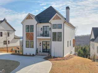 7410 Crestline Dr, Dawsonville, GA