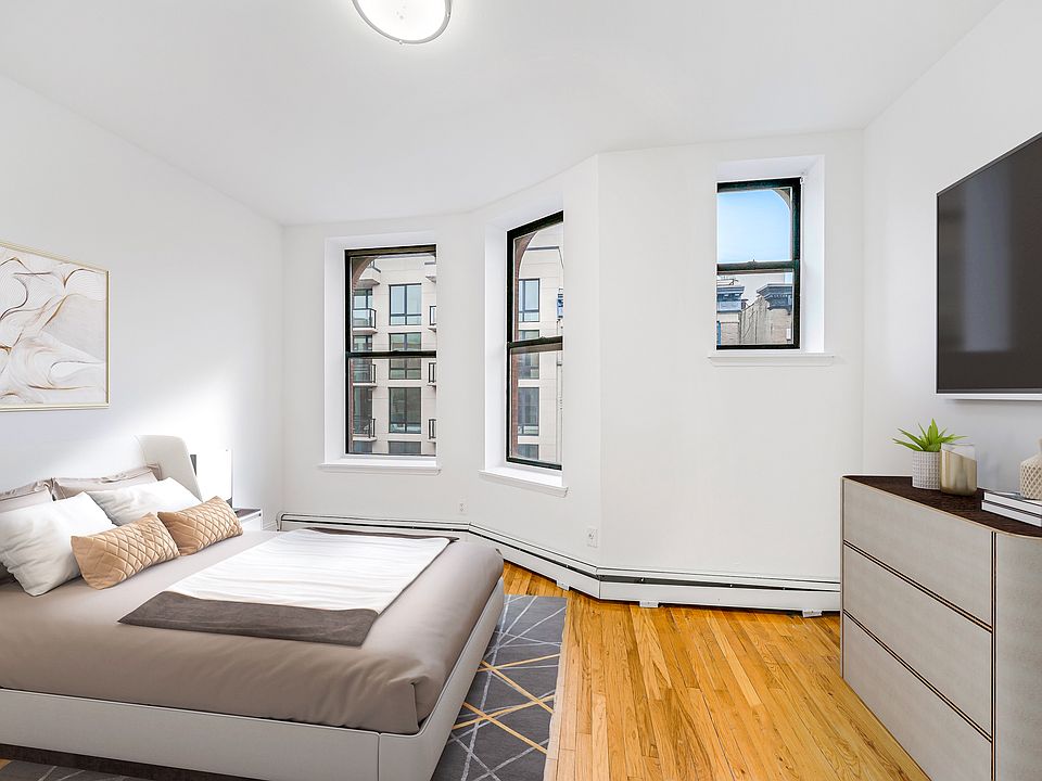 1st image of 305 W 111th St APT 5B