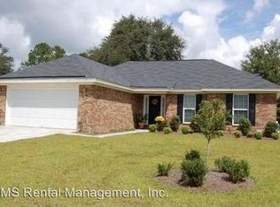 155 River Bend Dr, Midway, GA 31320