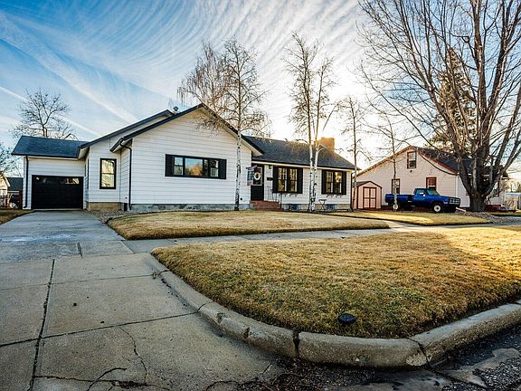 5th image of 331 N Burritt Ave
