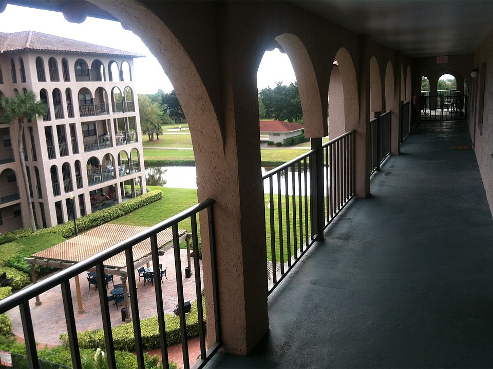 Golfview condominium