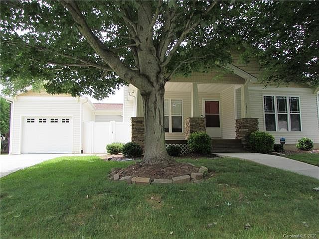 1st image of 1711 Chantilly Ln #78