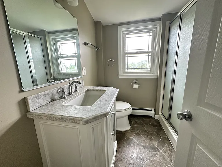 1301 N Gravel Pike #B — Photo 10