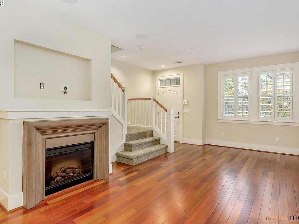 Entrance into Living Room