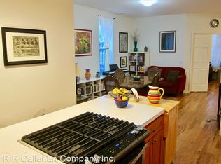 900 W 19th St, Chicago, IL 60608