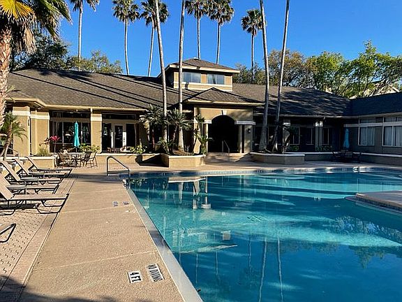 2nd image of 29 Arbor Club Dr Unit 214
