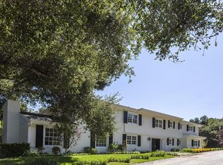 4220 Hampstead Rd, La Canada Flintridge, CA 91011