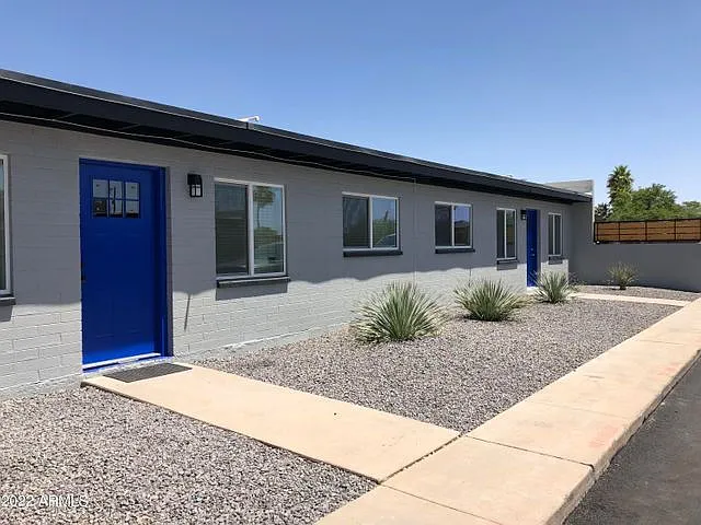 1308 E Vista Ave #3 — Photo 3