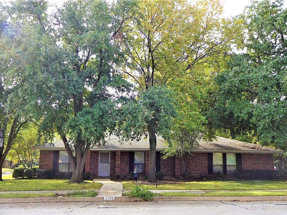 1st image of 2328 E Windsor Dr