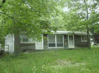 40 County Rd, Oak Bluffs, MA 02557