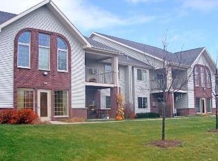 W1060 Marietta Ave APT 104, Ixonia, WI