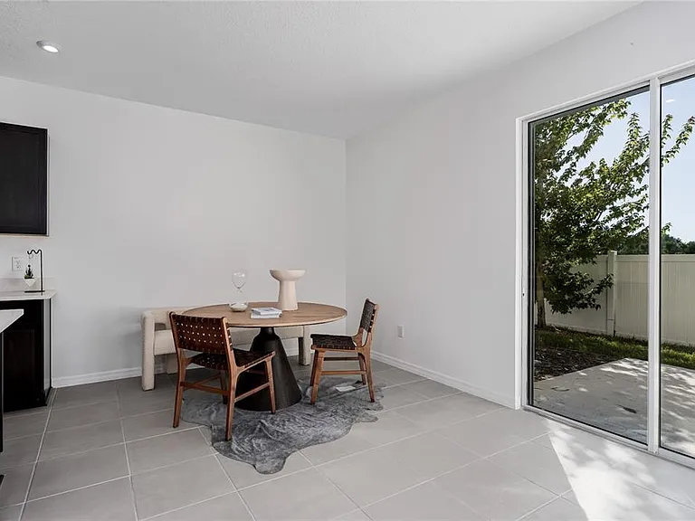 6345 Willowside St — Photo 5