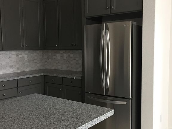 4th image of 714 Tilton Dr