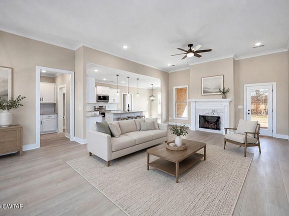 3rd image of 74 Haynes Haven Dr