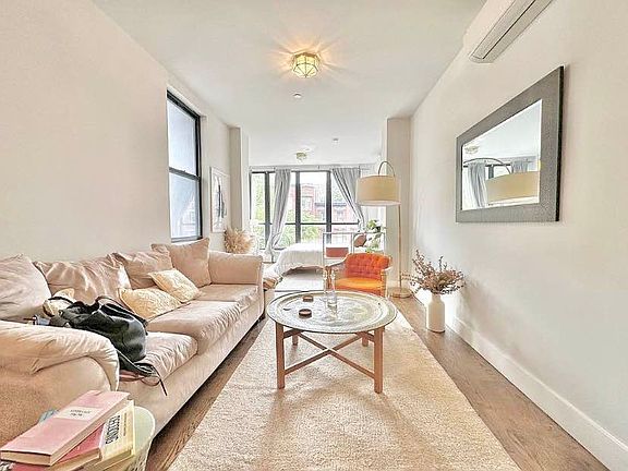 3rd image of 483 Washington Ave #2E