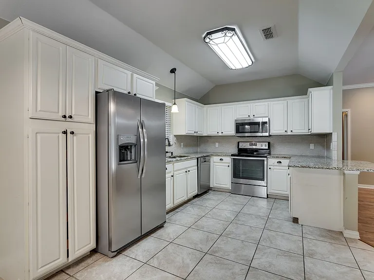 1001 Porter Pl — Photo 10