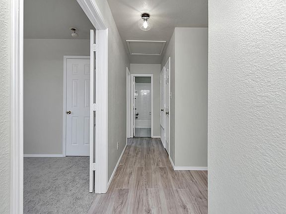 5th image of 1037 Triple Crown Dr