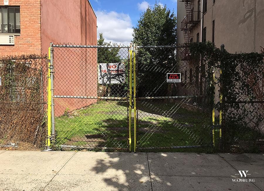 1st image of 743 Lafayette Ave