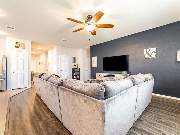 5th image of 2329 Parda Alpina Ln