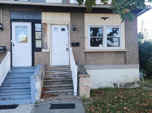 81 N Broad St, Penns Grove, NJ 08069