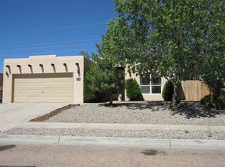 7133 Calle Jenah, Santa Fe, NM 87507