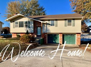 833 E Gay St, Warrensburg, MO 64093
