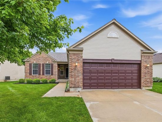 23735 W 87th Ter, Lenexa, KS 66227