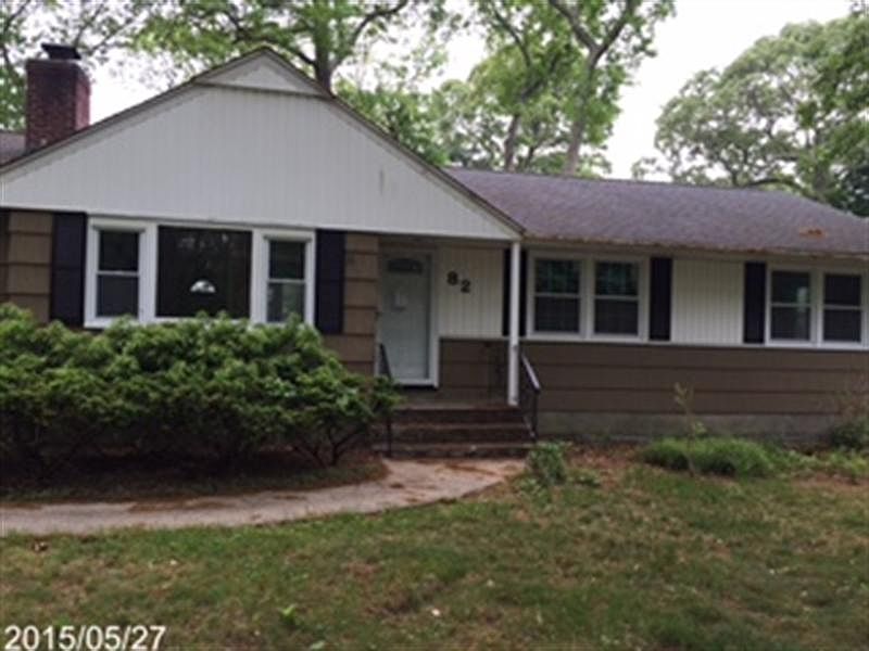1st image of 82 Powell Ct
