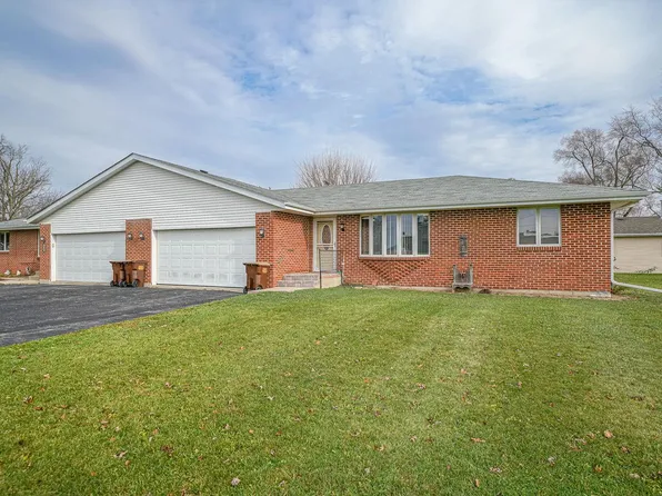 429 N Union St, Byron, IL 61010