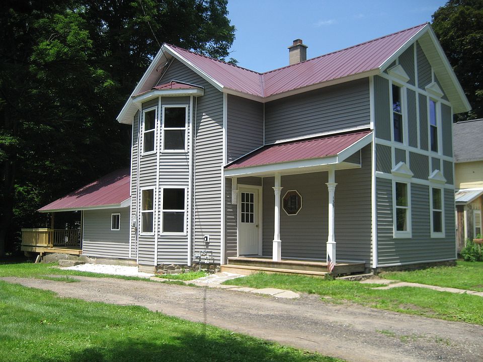 135 Elk St Springville