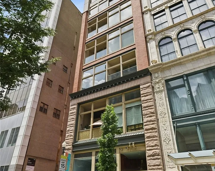 951 Penn Ave #902 — Photo 3