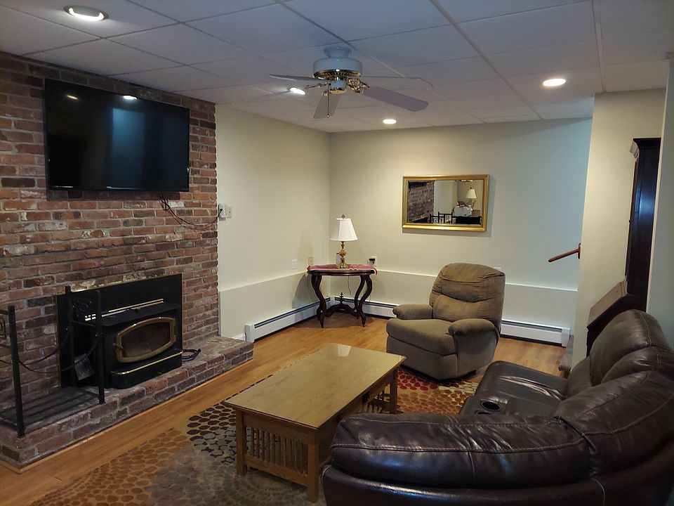 1st image of 57R Pippin Dr E #1
