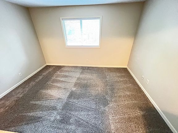3rd image of 1803 Parkwild Dr #73