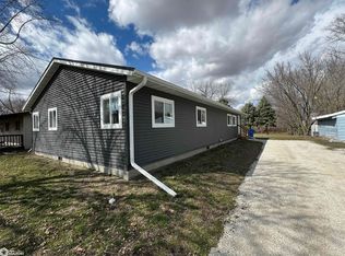 204 E McKinley St, Jefferson, IA 50129