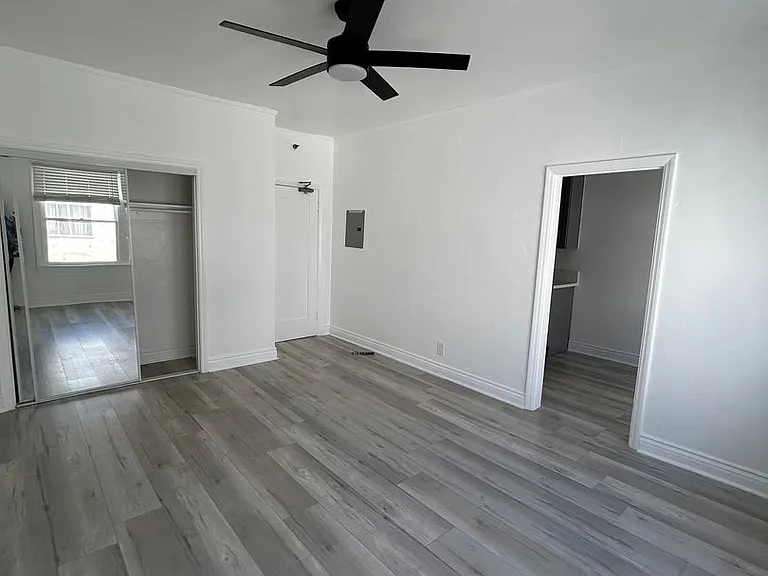 Val D' Kingsley LLC — Photo 48