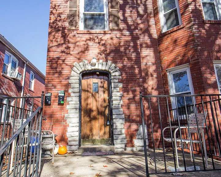 (204) 7339 Dartmouth Ave — Photo 30