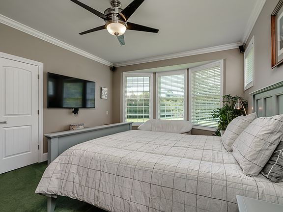 3rd image of 118 Pine Bluff Dr