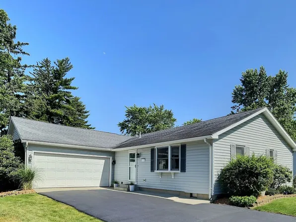 903 S Rose Ave, Kouts, IN 46347