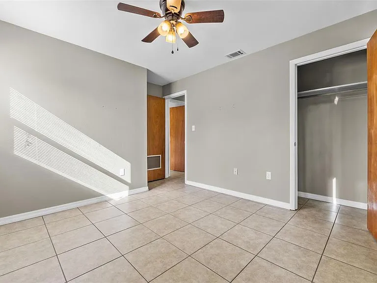 122 Gordon Dr — Photo 11