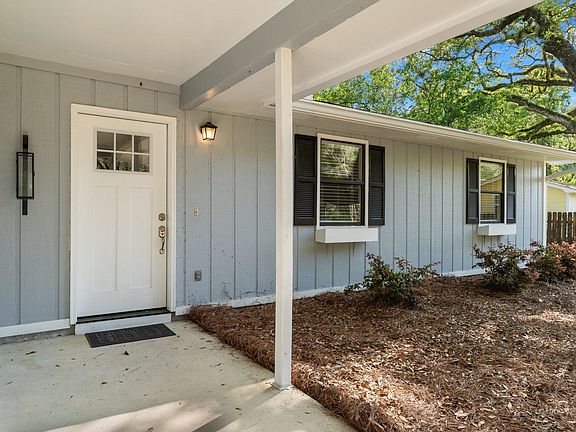 3rd image of 2377 Tallahassee Dr