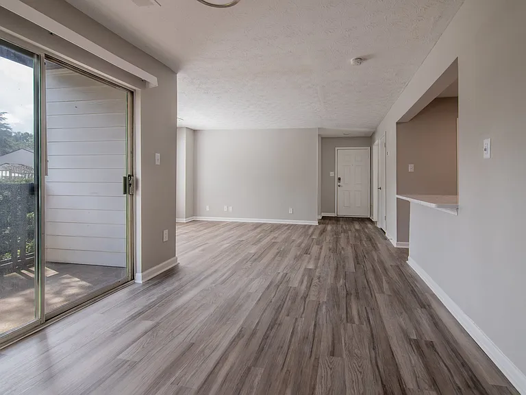 Radius Duluth — Photo 131